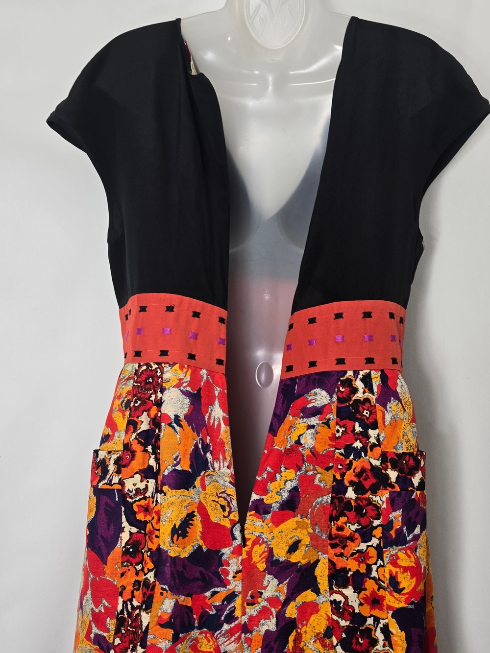 Frock By Tracy Reece - Picture 6 of 8